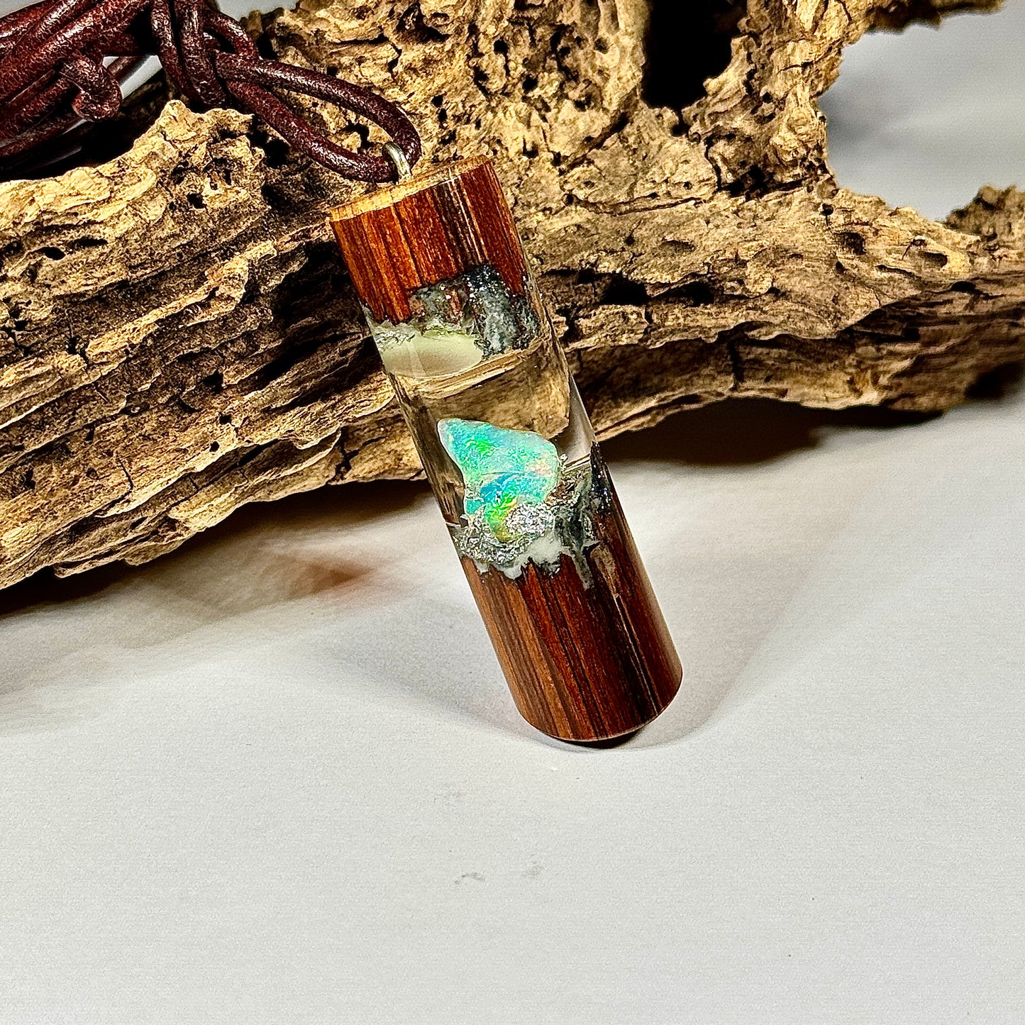 Santos Palisander - Welo Opal